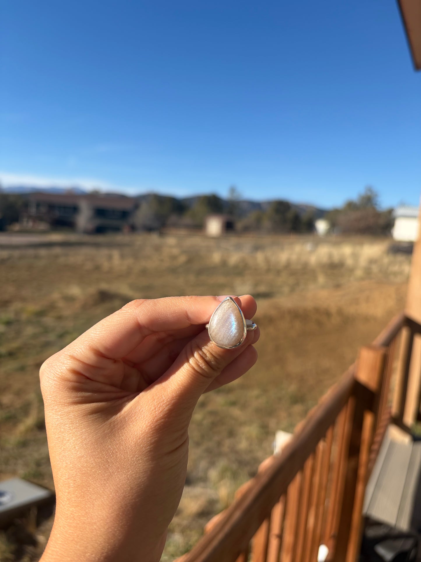 Sterling Silver Sunstone Glow Ring (Cut-Out Back)